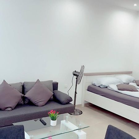 Queen Apartment 4P Wl Vienna Luaran gambar
