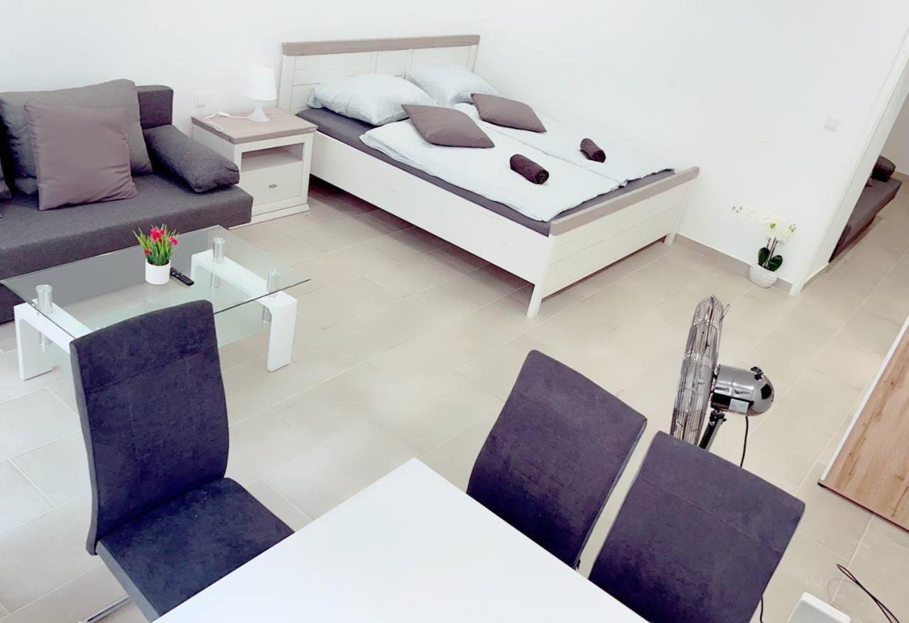 Queen Apartment 4P Wl Vienna Luaran gambar